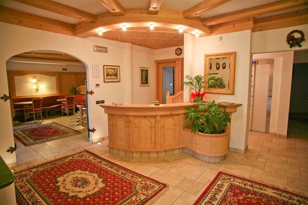 Chalet Campiglio Imperiale Madonna di Campiglio Exterior foto